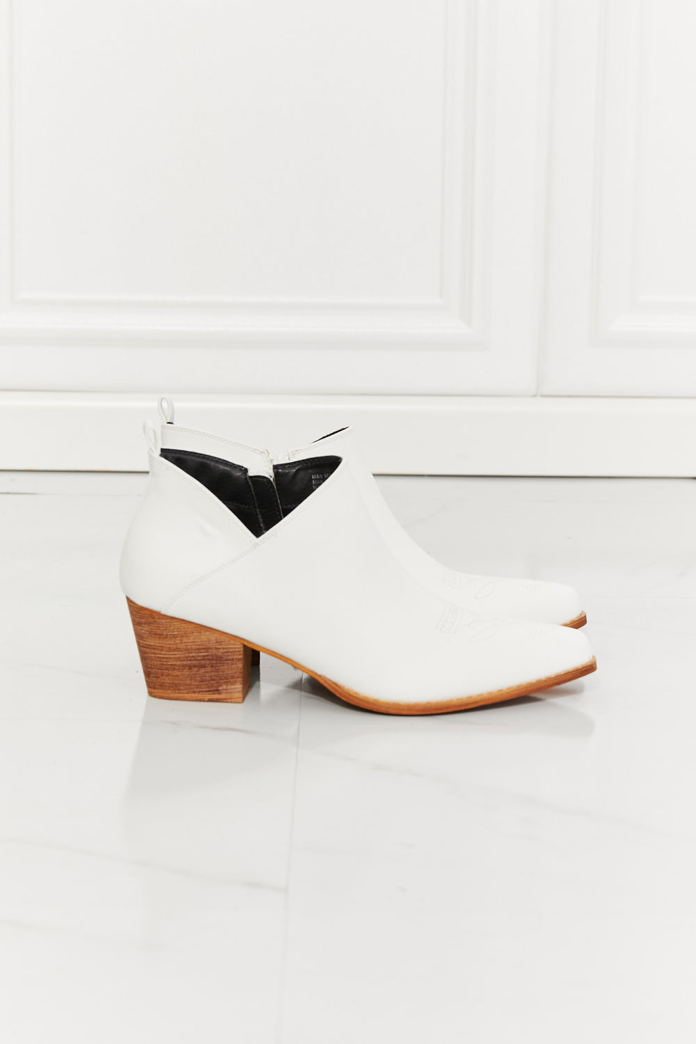 Embroidered Crossover Cowboy Bootie- White