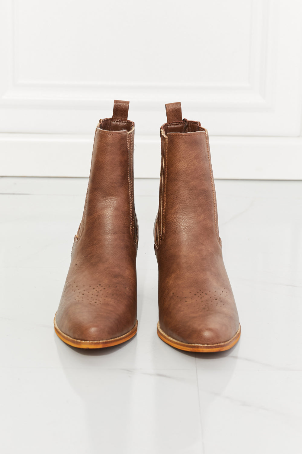 Chelsea Boot - Chestnut